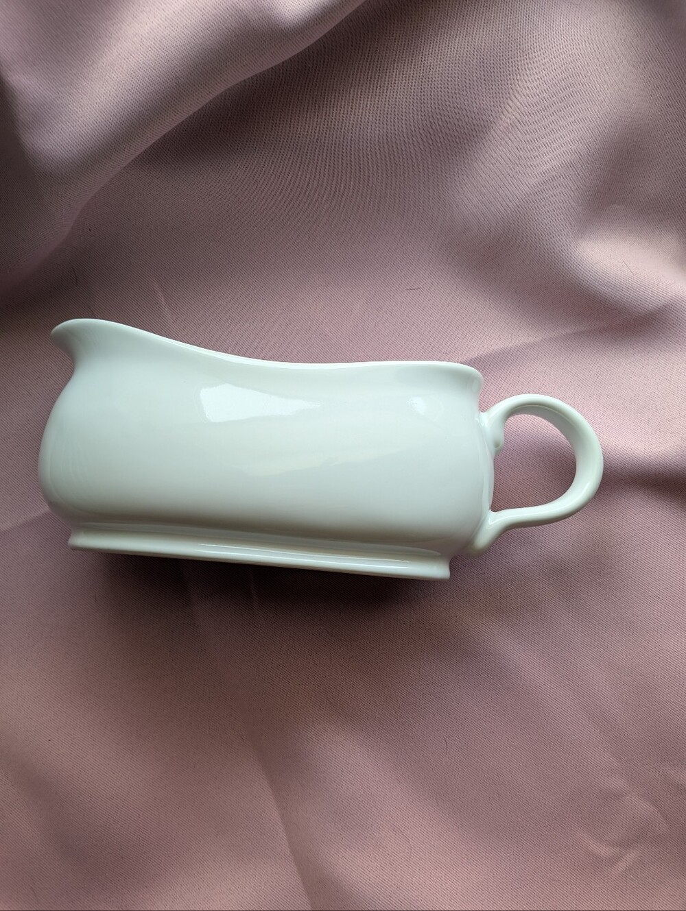 Classic White Ceramic Gravy Boat - Home